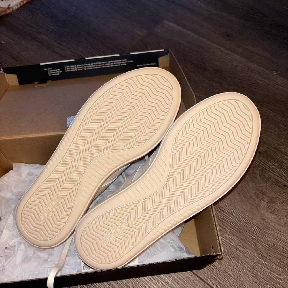 Adidas Barreda Decode Lux Sneakers - Women’s 8.5 - Picture 2 of 4